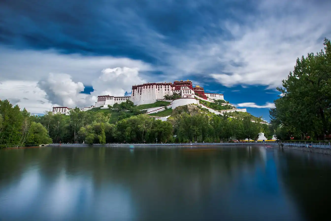Potala Palace,Lhasa,Tibet,China travel,Iconic landmark,Historic site