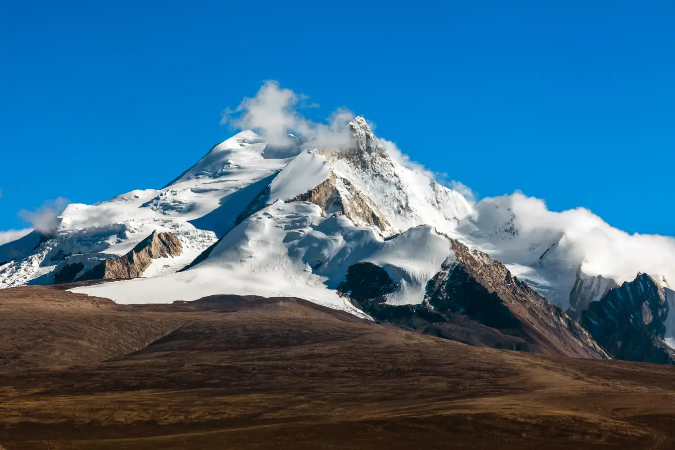 China travel,Sichuan travel,Snow mountain,Hiking adventure,Minya konka