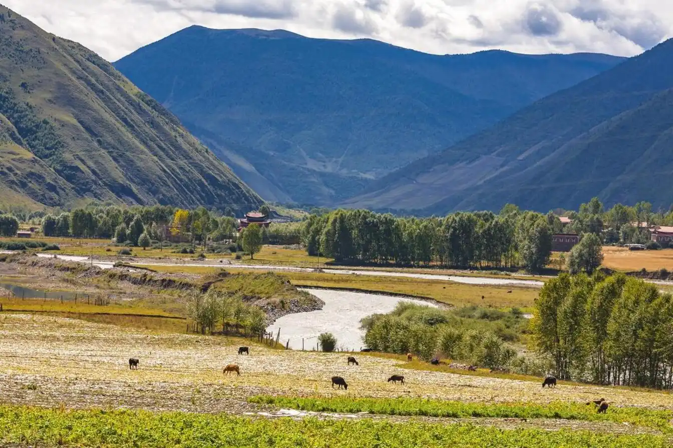 Jiagenba, Ganzi, Sichuan travel, hidden gem, Tibetan culture