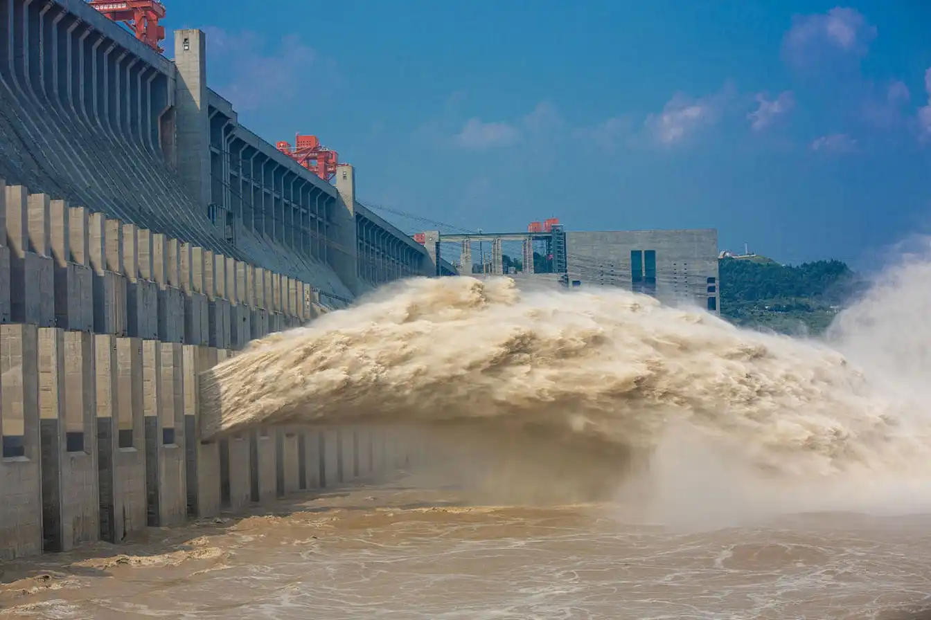 Three Gorges Dam,China travel,engineering marvel,modern technology,Yangtze River,hydroelectric power