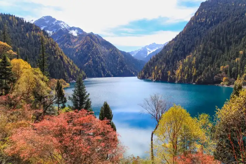 Jiuzhaigou Valley,China adventure travel,Scenic beauty,Nature tours,Chinese landscapes