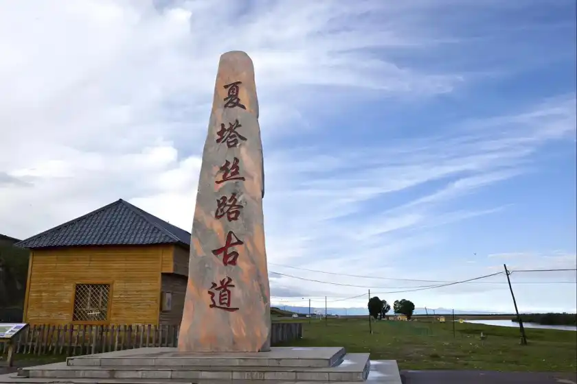 Ili Shata,Xinjiang travel,scenic beauty,mountains,lakes