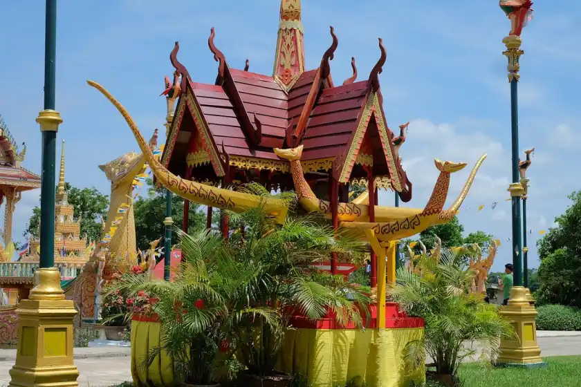 Xishuangbanna,China travel,tropical paradise,Dai culture,rainforest