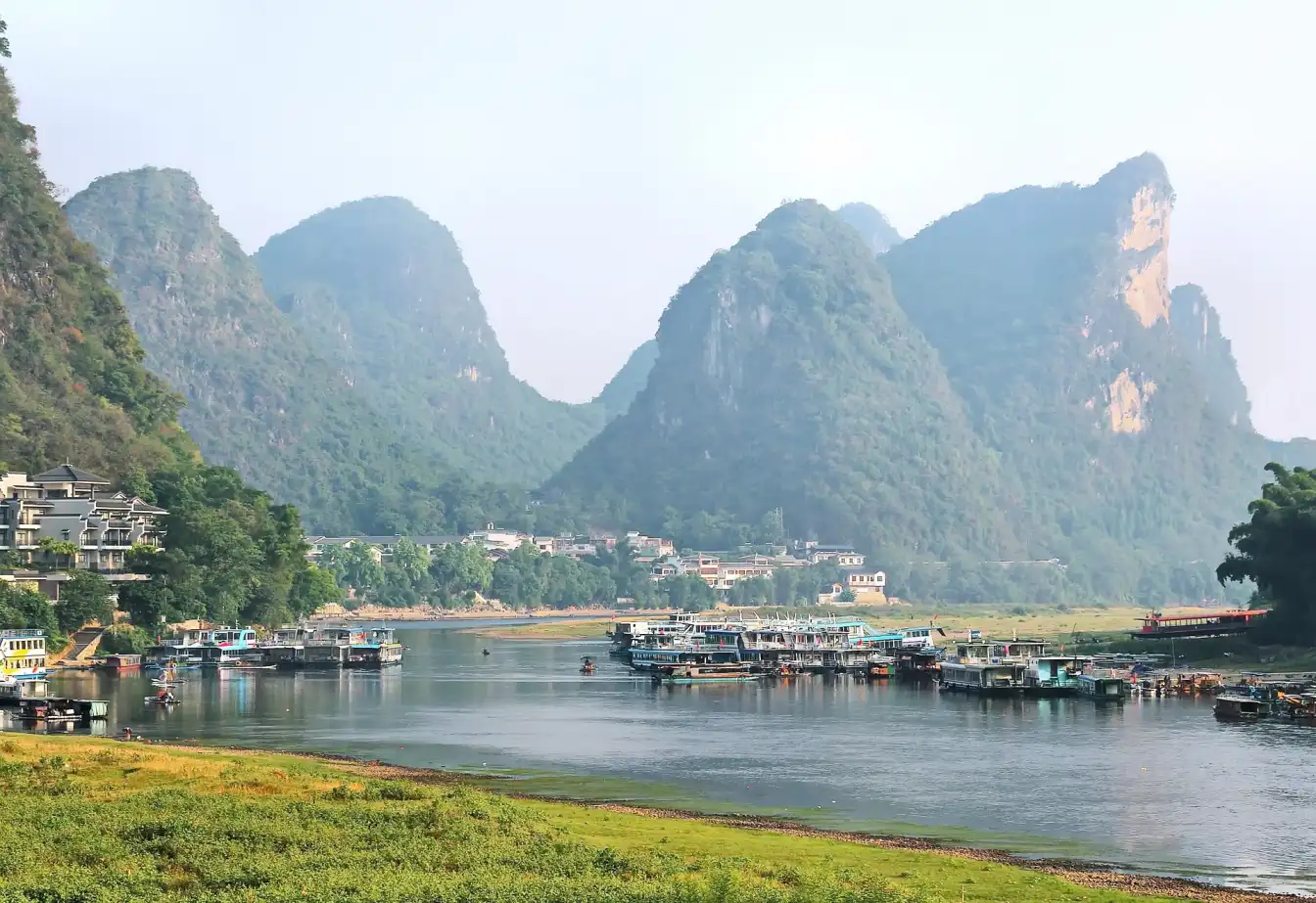 Li River Scenic Area, captivating landscapes, natural wonders