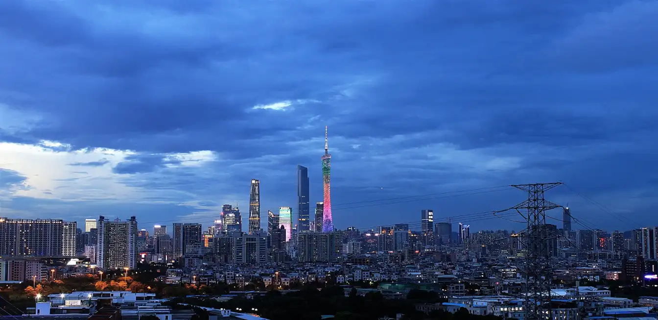 Guangzhou Tower dusk, urban silhouette, sunset beauty