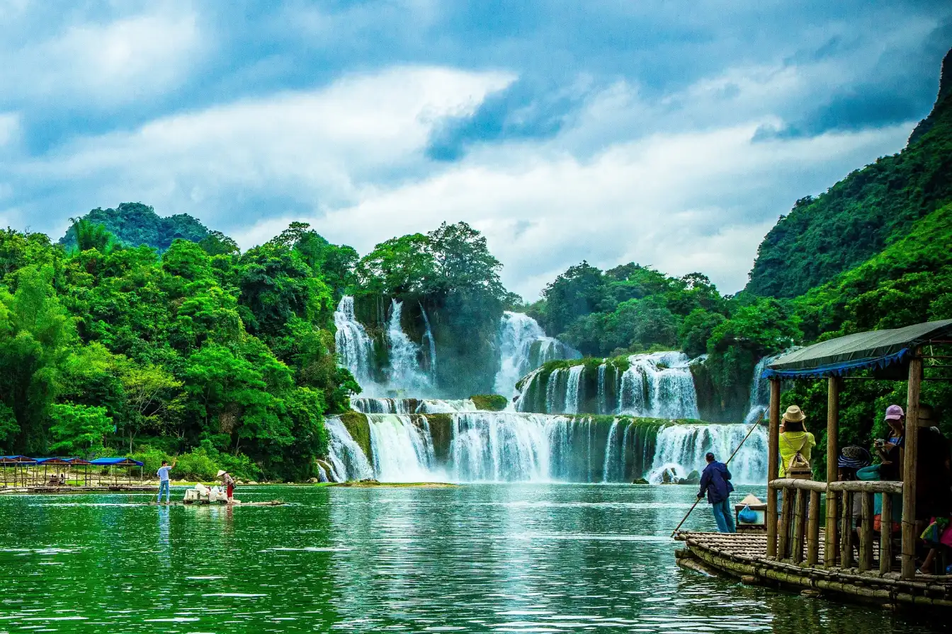 Detian Waterfall, eternal beauty, majestic landscapes