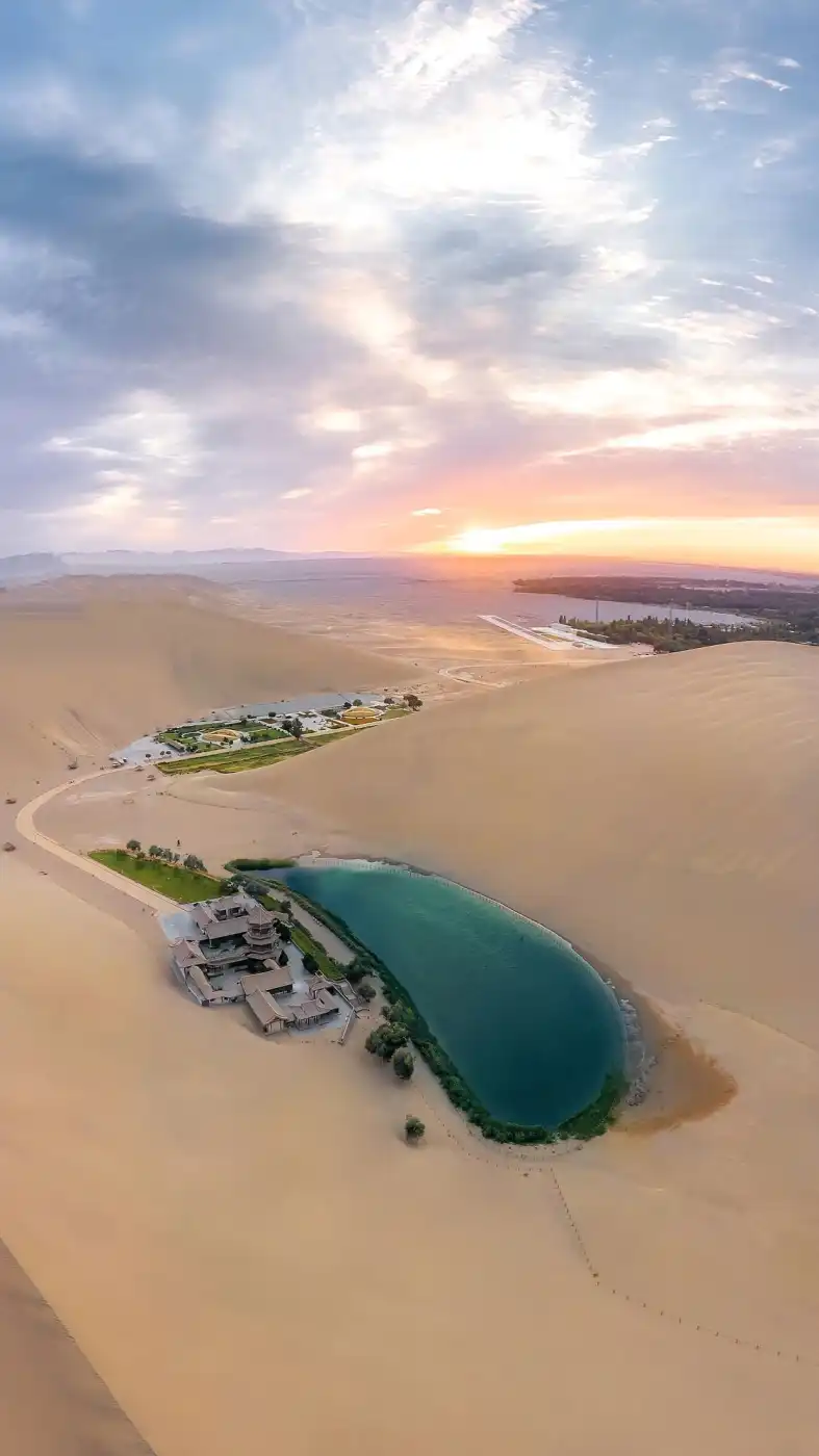 Crescent Lake travel, China tourism, exploring China