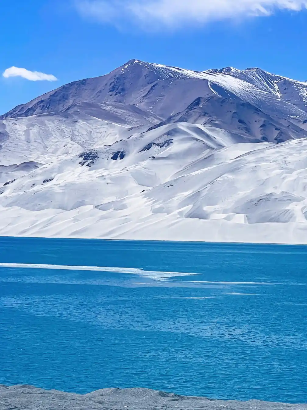 China travel, Baisha Lake, Pamir Plateau