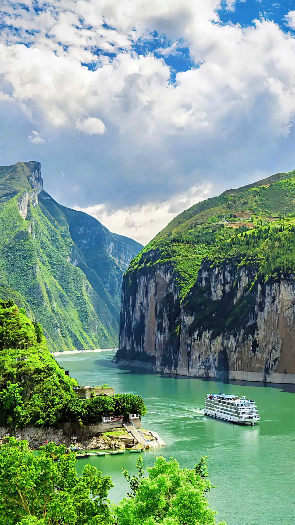 Yangtze River cruise, China travel, Three Gorges