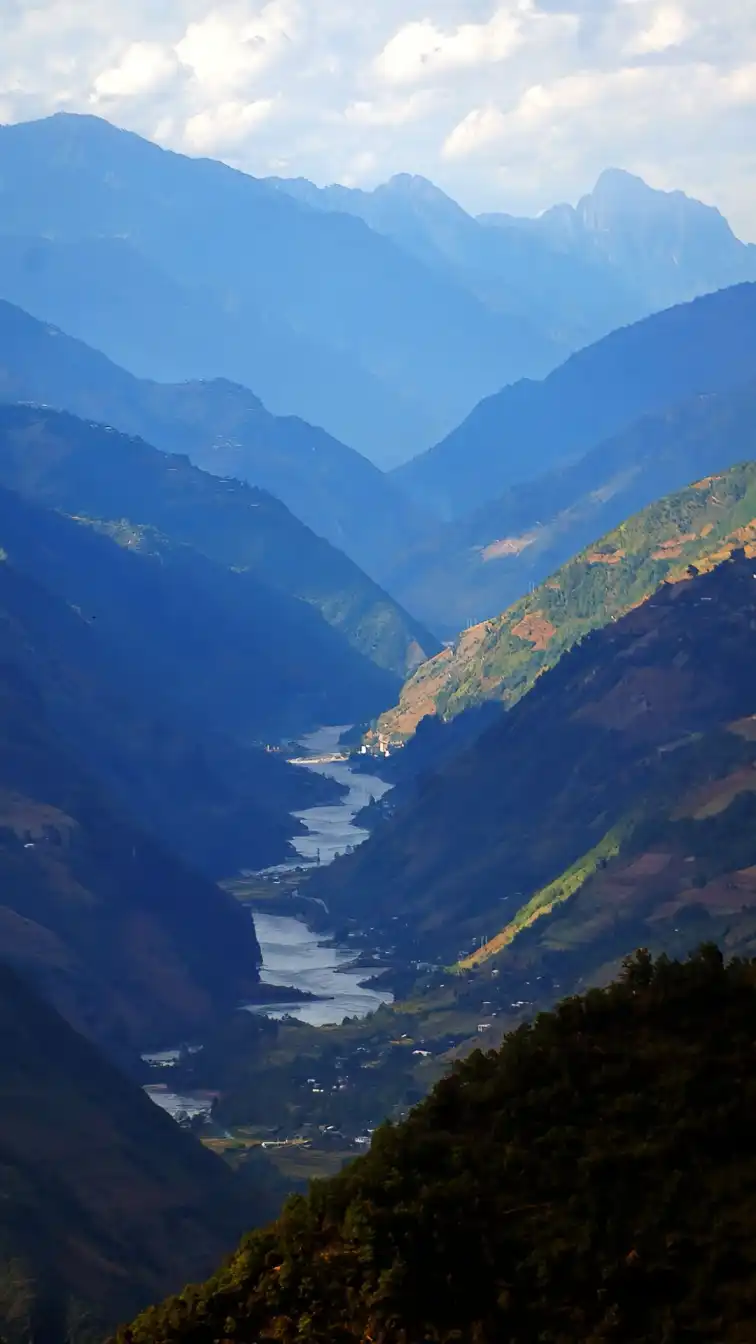 Nujiang Grand Canyon, China travel, Yunnan tourism