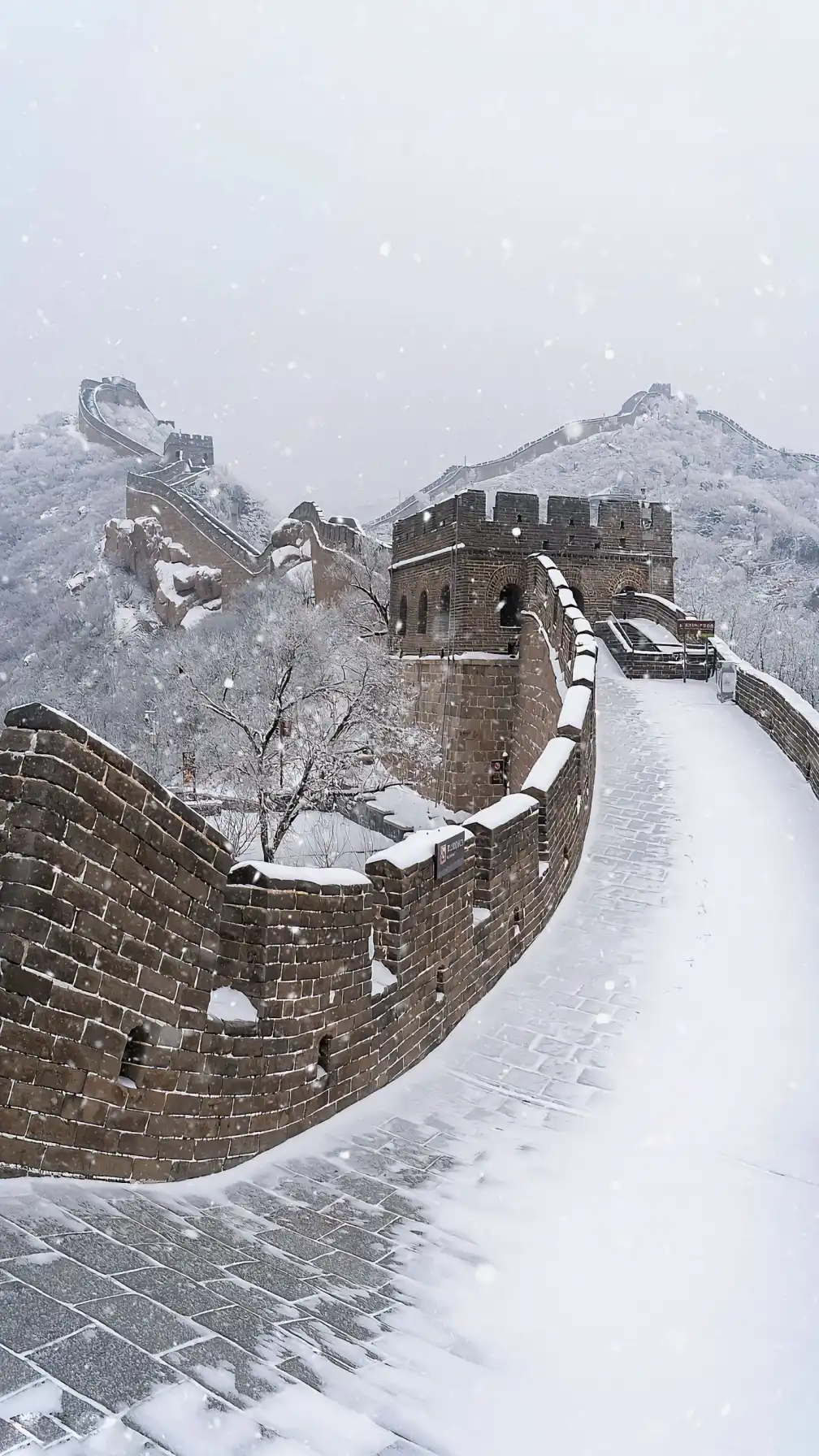 Badaling Great Wall, winter hiking, family adventure
