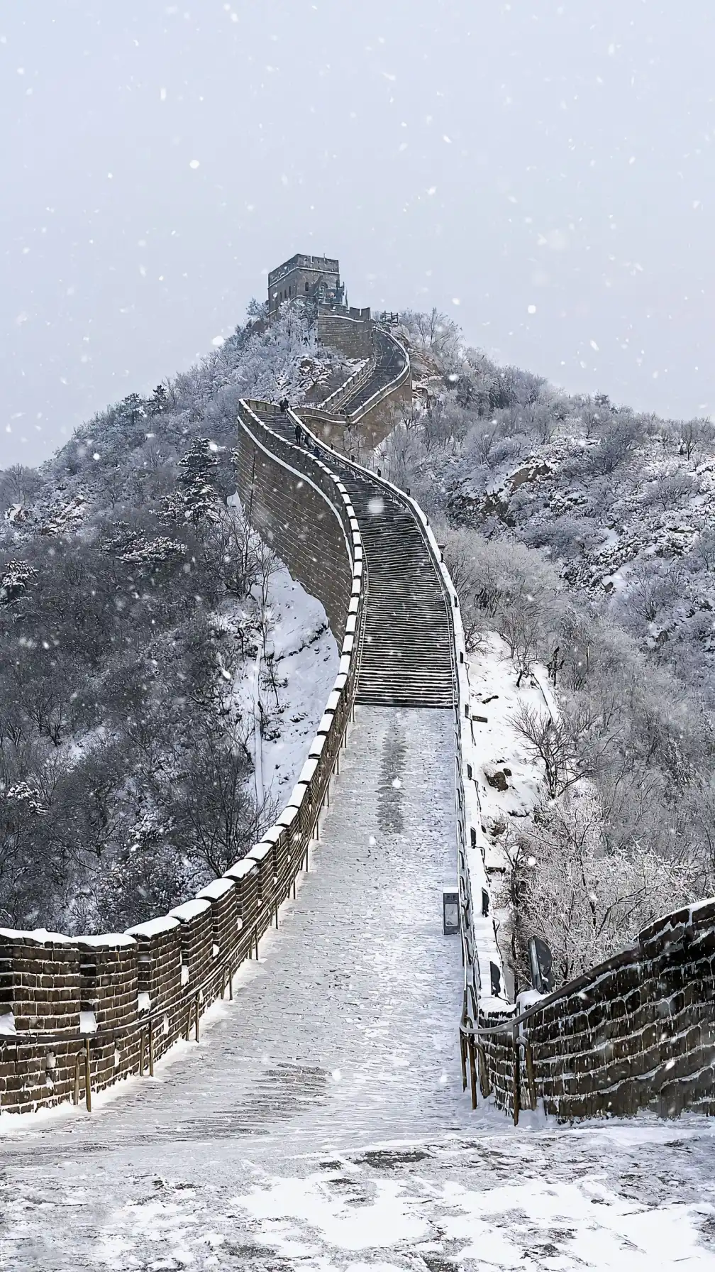 Badaling Great Wall, winter hiking, family adventure