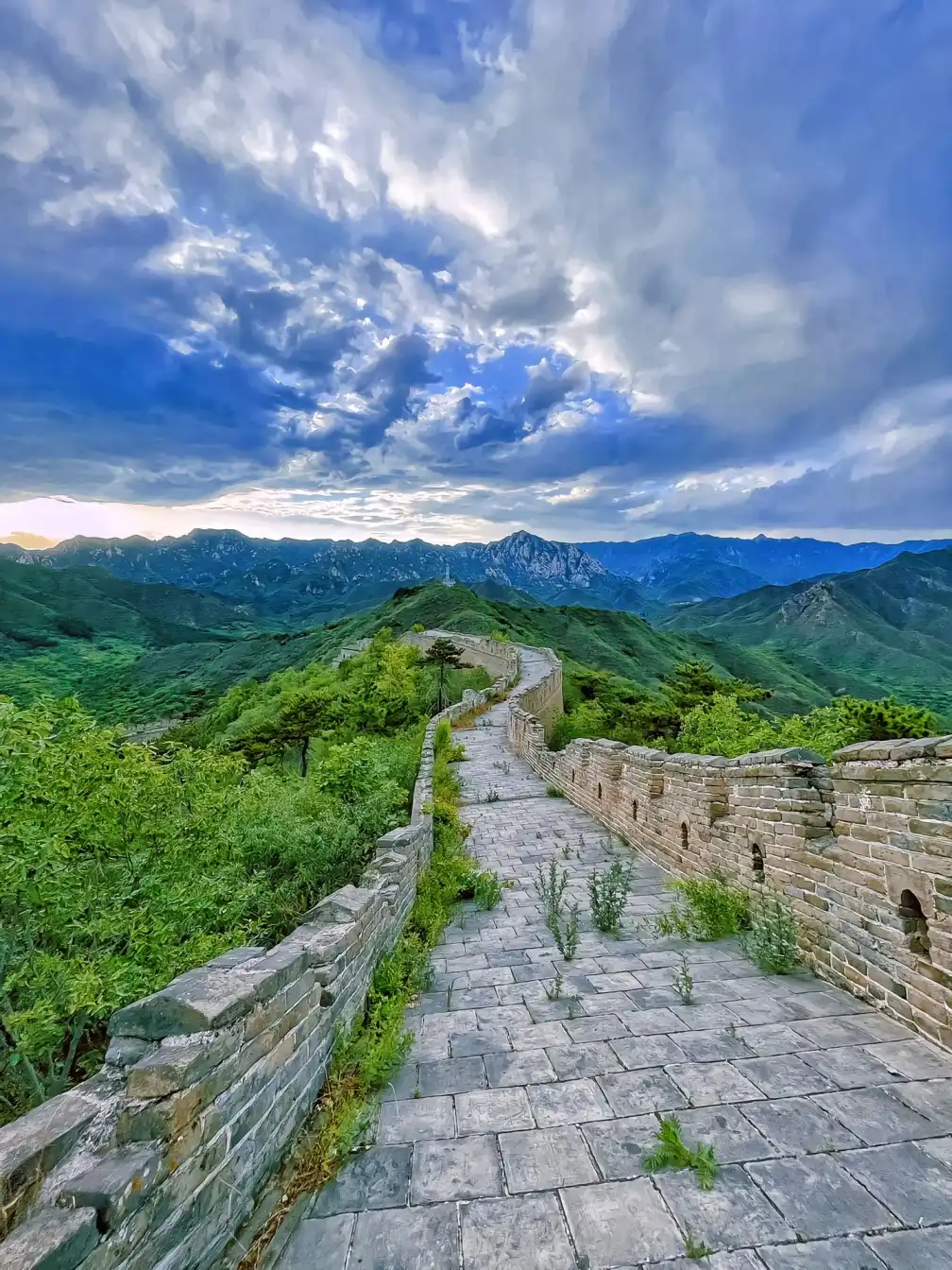 Badaling Great Wall, China travel, family-friendly tourism