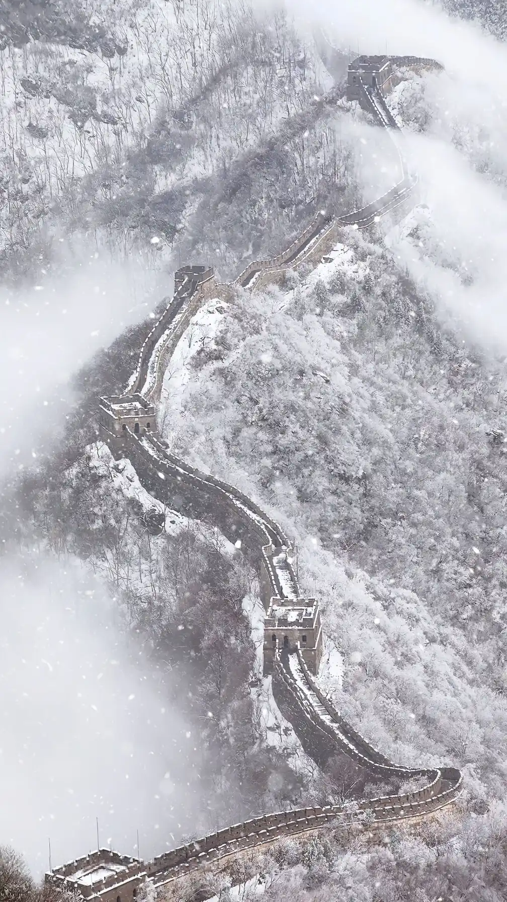 Badaling Great Wall, winter hiking, family adventure