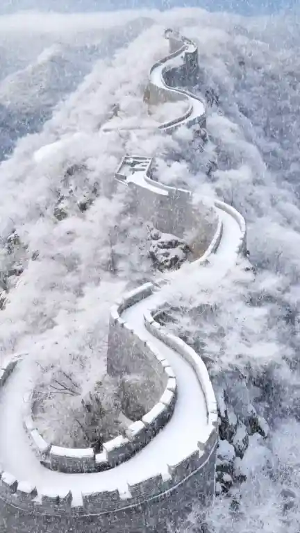 Great Wall winter, China travel, snow landscape