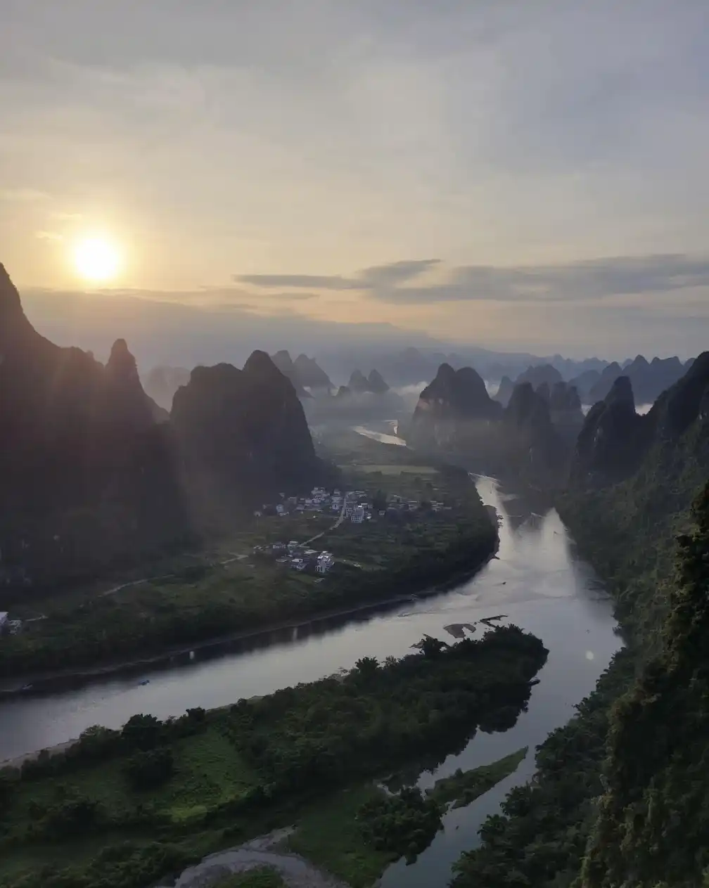 Guilin City, China travel, Li River, Guilin attractions, karst landscapes, Guilin culture, Guilin tourism, visit Guilin